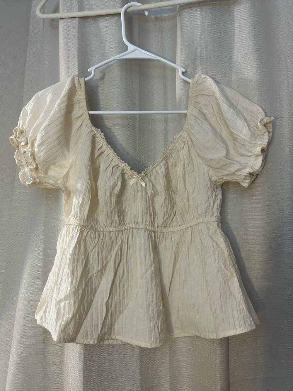 Frankee & Skylarr Cream Textured Puff Sleeve
Babydoll Blouse Top L